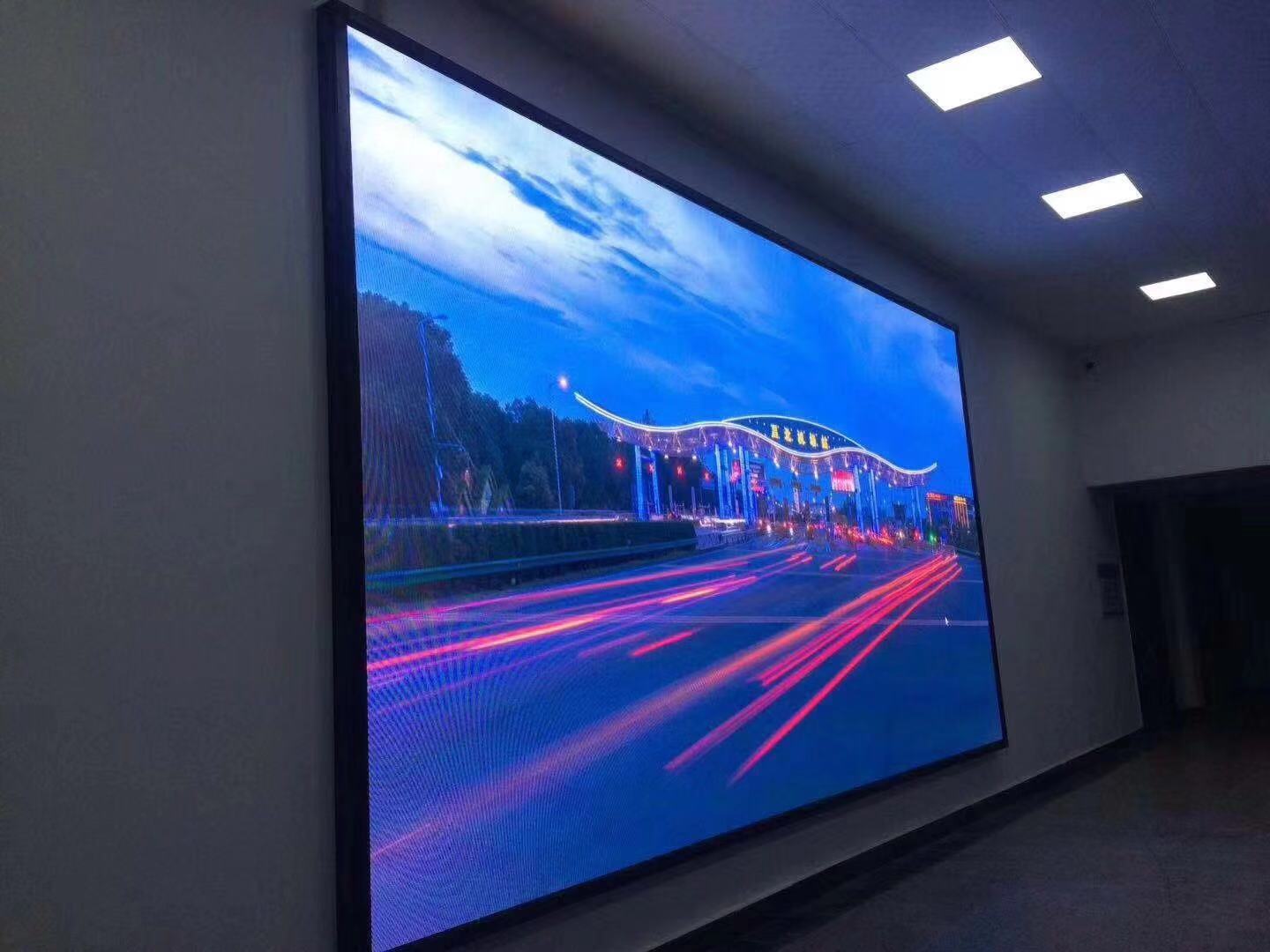 小间距LED屏发展特点和市场趋势解析